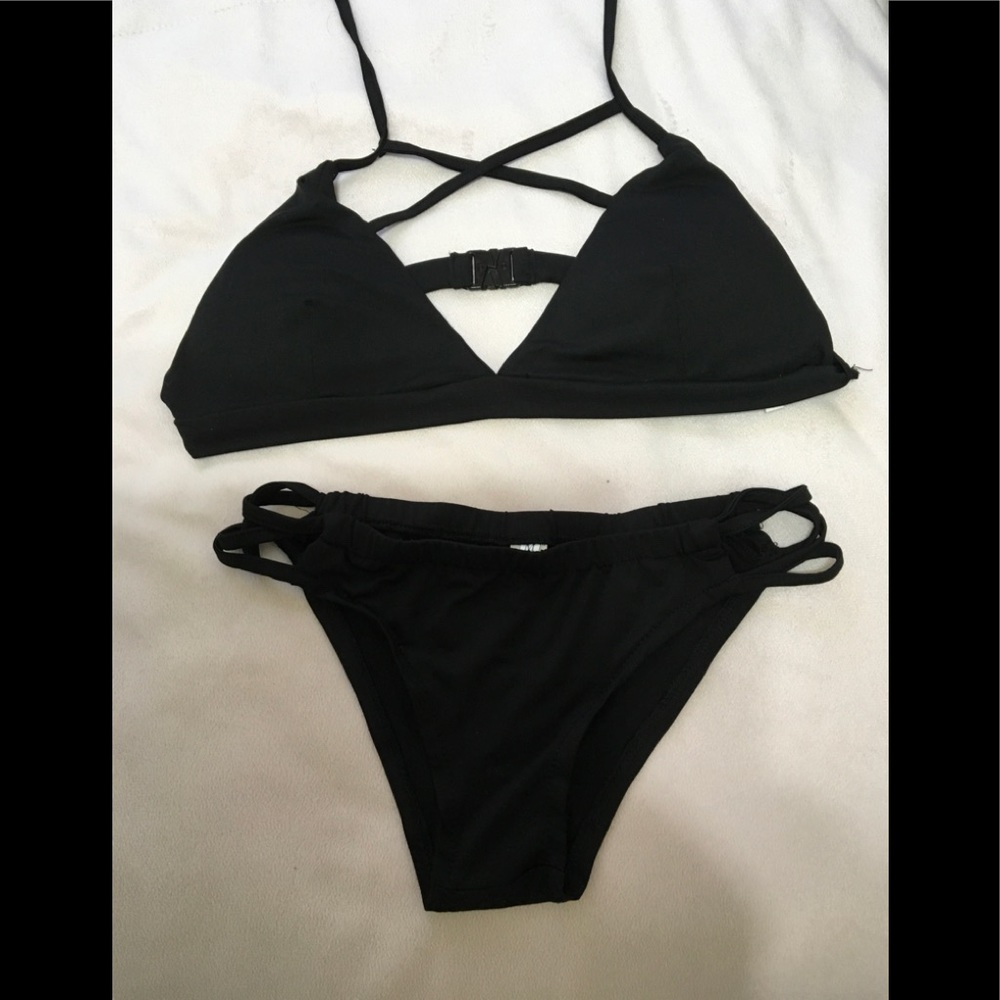 Black Spaghetti Strap Padded Bikini - Picture 2 of 5